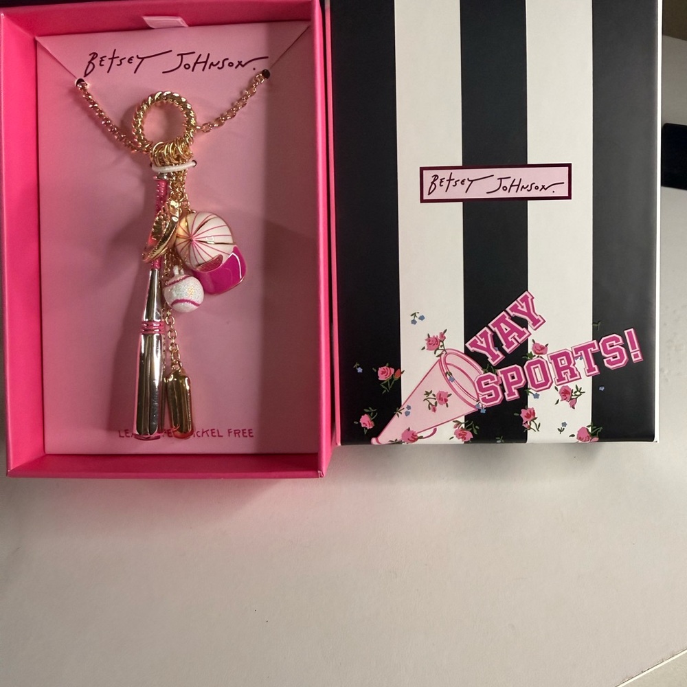 ⚾️Betsey Johnson Baseball 30” Necklace